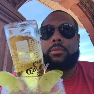 Meet your Posher, Gary